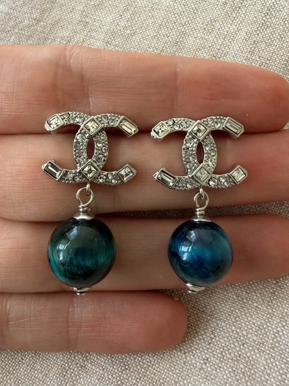💙CHANEL Silver Crystal CC Logo Earrings with Blue and Teal Orb Drops⚡️
